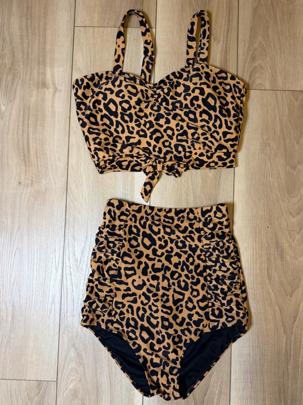 Coral Reef Leopard Print Bikini Set Size Small High Waisted Ruched - Picture 2 of 4